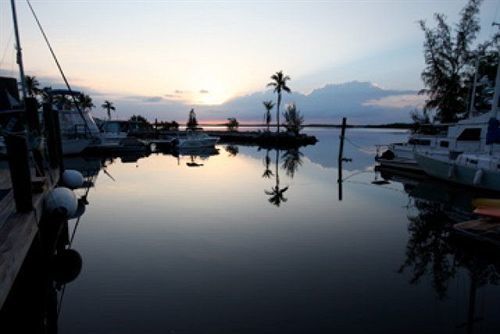 Tarpon Flats Inn & Marina - Κι Λάργκο Εξωτερικό φωτογραφία